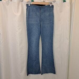 NWT Knox Rose Sz 6 Flare Jeans Elastic Waist Frayed Hem